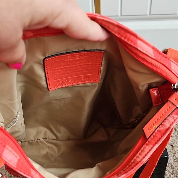 Coach 2013 Getaway Zebra Print File Bag And Pouch Bundle - Picture 10 of 12